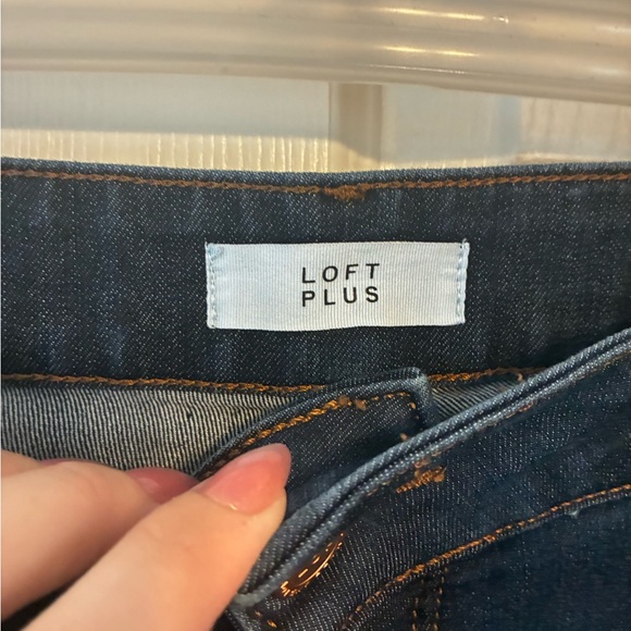 LOFT Women's Midnight Blue Skinny Jeans - Picture 2 of 5